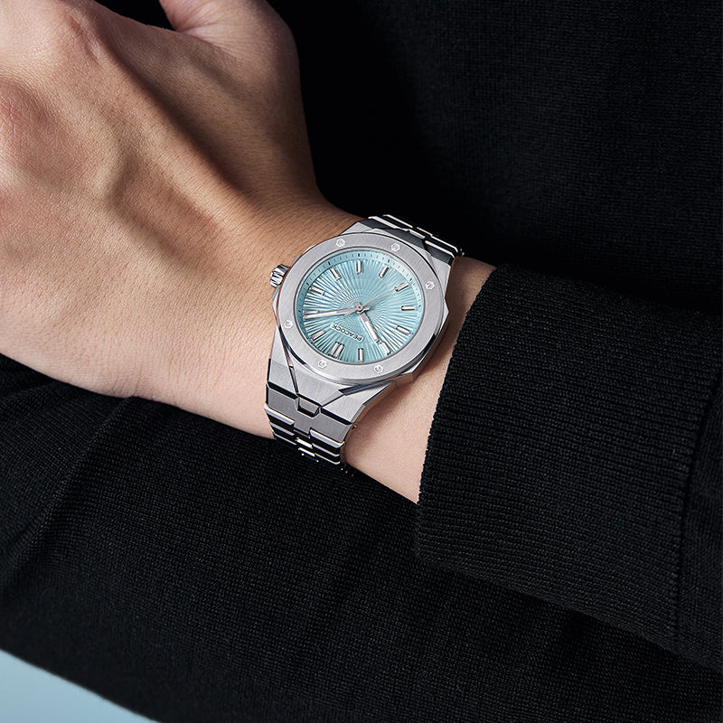 Peacock Plumage Gaze Hand-Made Guilloché Watch [Limited]